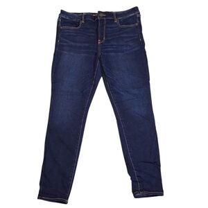 American Eagle Dark wash Jeans Next Level Stretch Sz 16